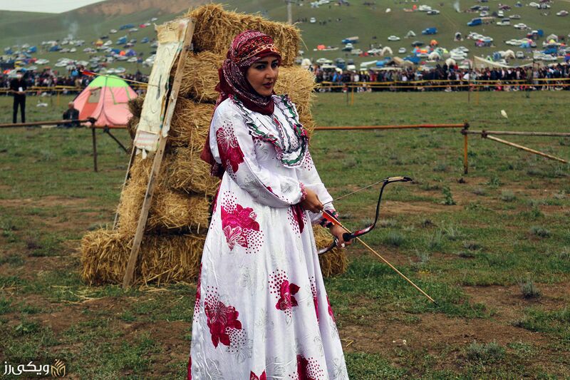 پرونده:لباس-زنان-آذربایجان-غربی1.jpg
