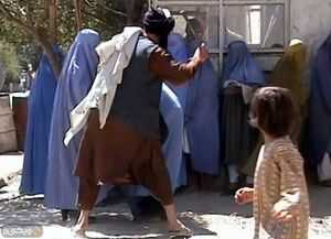 خشونت-علیه-زنان.jpg