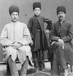 پوشاک مردان دوره قاجار.jpg