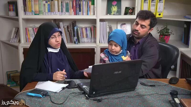 پرونده:بی-حجابی-اجباری1.jpg