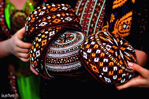 سرپوش-زنان-ترکمن1.jpg