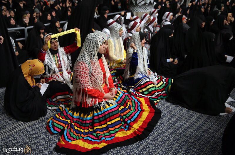 پرونده:دیدار-با-رهبری.jpg